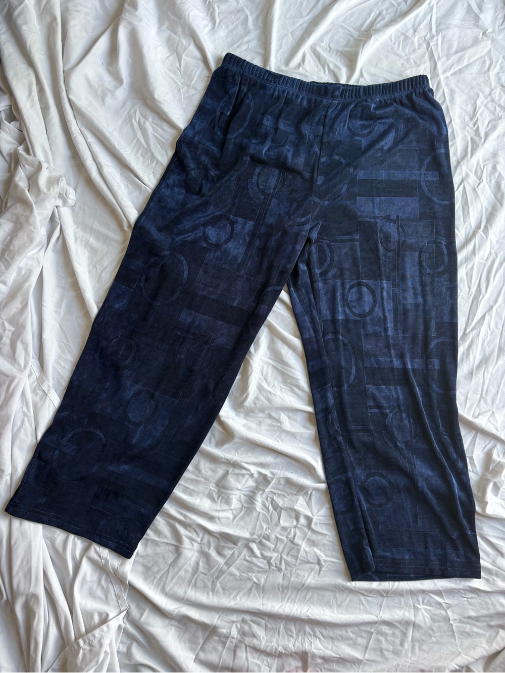 Chico's women’s Navy Patterned Lounge wide leg soft stretch pants
